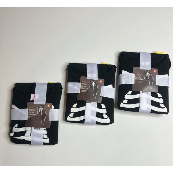 Kids' Size 6 Halloween Skeleton Snug Fit Pajama Set - Black - Shirt & Pants - Picture 2 of 5